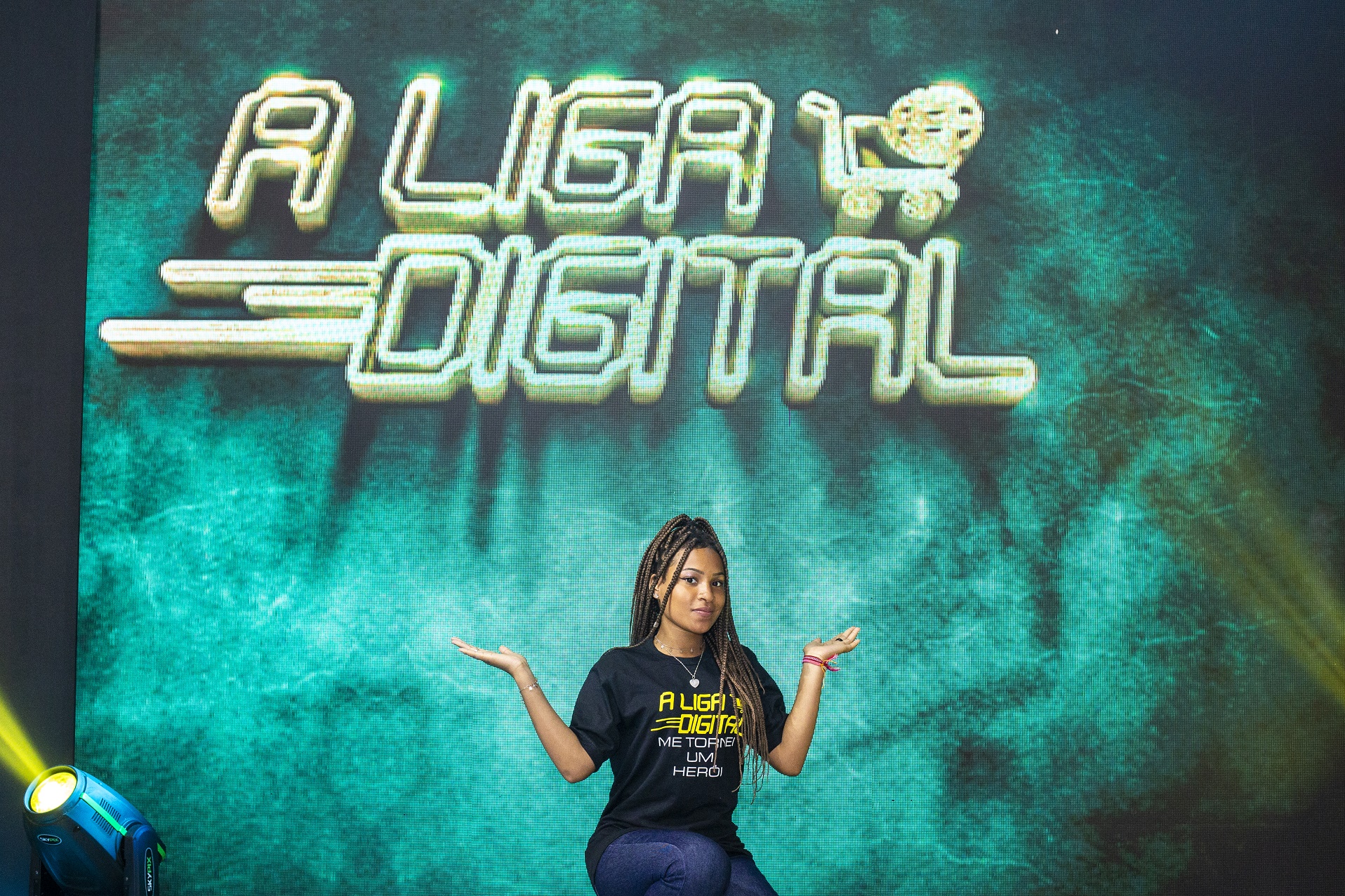 A Liga Digital abre inscrições para cursos online e gratuitos para jovens de baixa renda