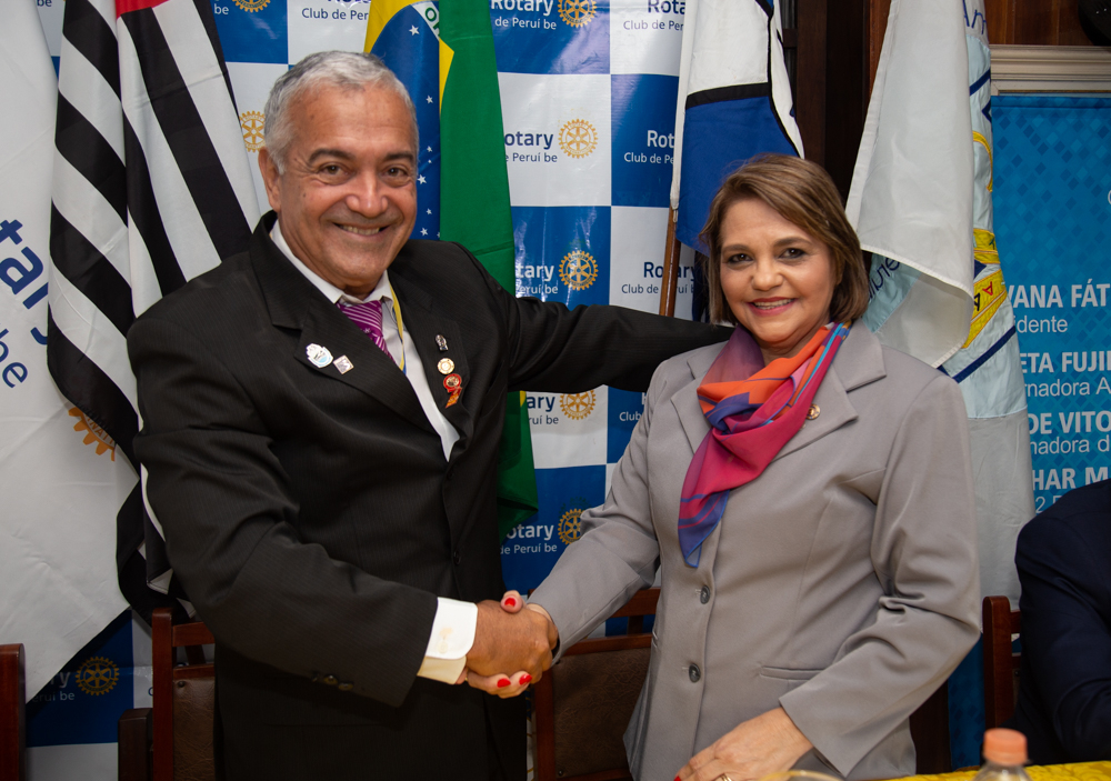 André Luiz de Paula assume Presidência do Rotary Club de Peruíbe