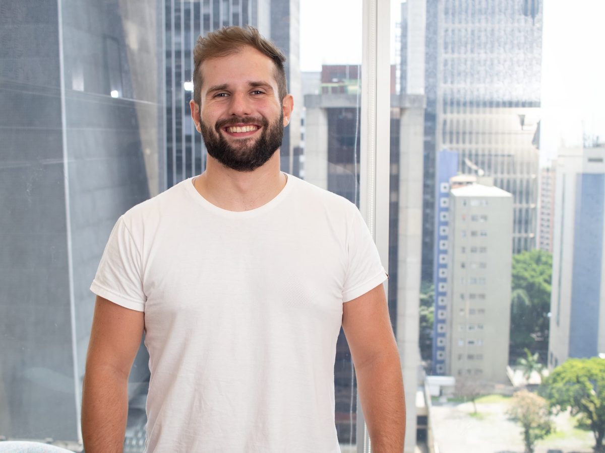 Compra Rápida apoia ONG com curso para jovens periféricos 